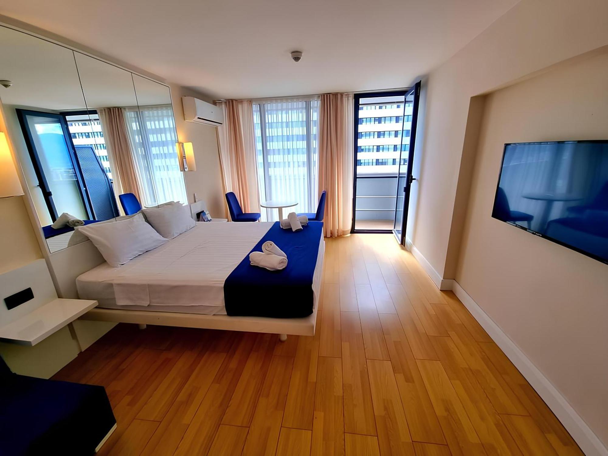 באטומי Orbi Panoramic Aparthotel מראה חיצוני תמונה