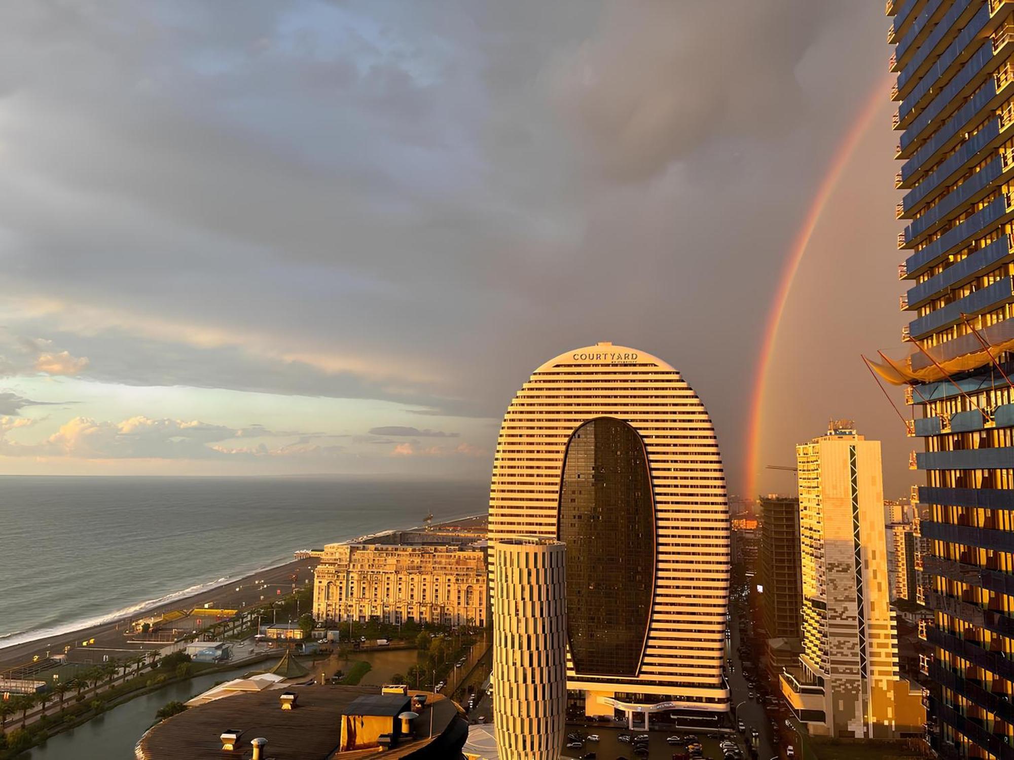 באטומי Orbi Panoramic Aparthotel מראה חיצוני תמונה