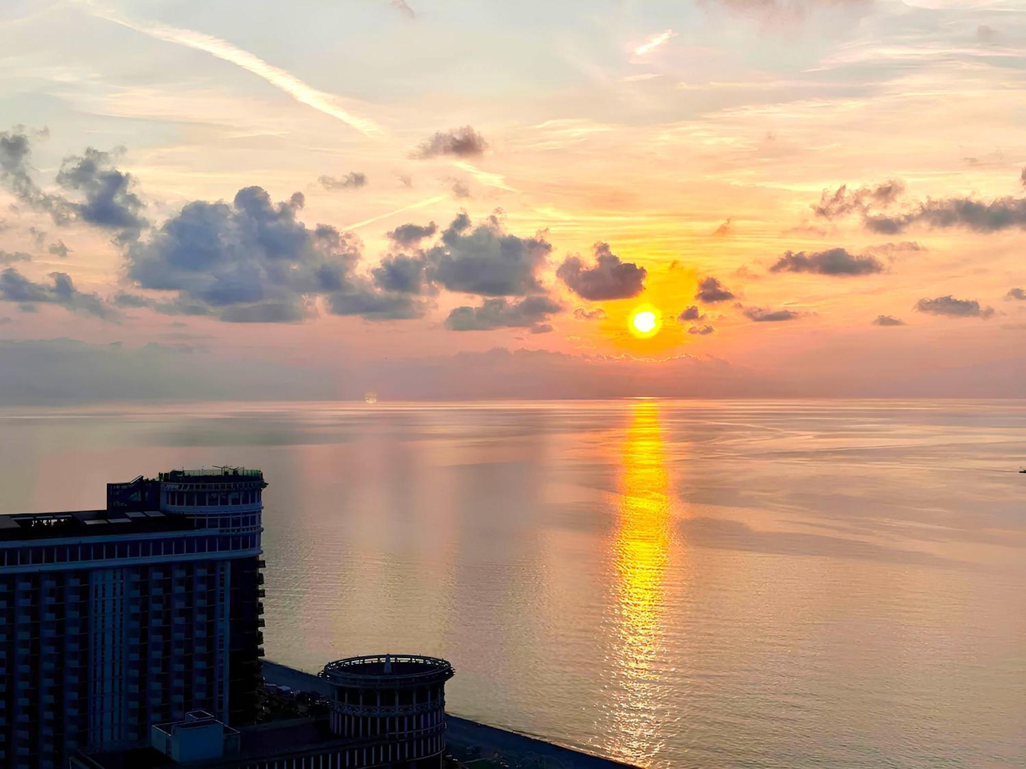 באטומי Orbi Panoramic Aparthotel מראה חיצוני תמונה